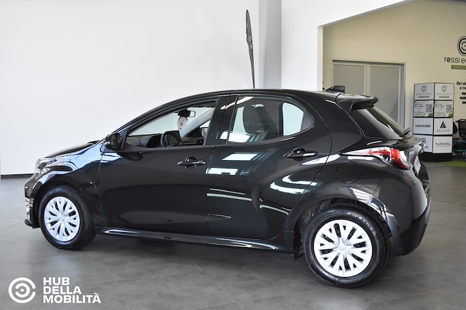 TOYOTA Yaris 1.5 Hybrid 5 porte Active